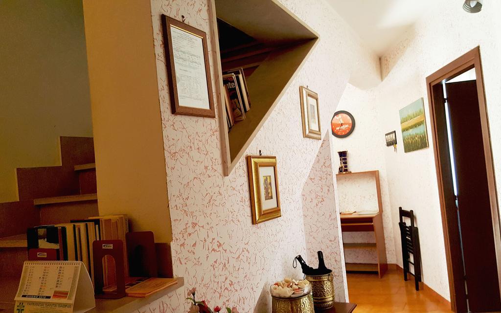 B&B La Pace Ardea Exterior photo